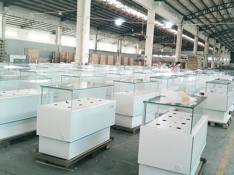 Retail Display Fixtures